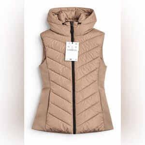 Zara Beige Quilted Puffer Vest Zip Up Lightweight Neutral Size L NWT